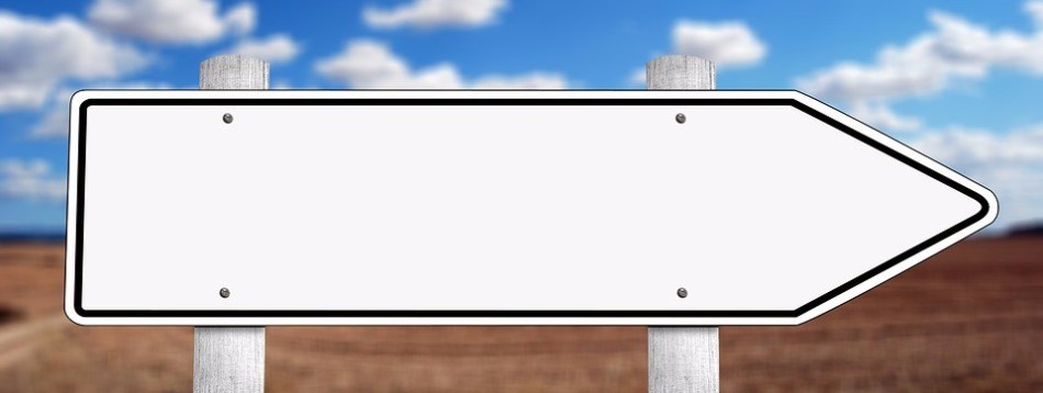 Arrow pointing to the right