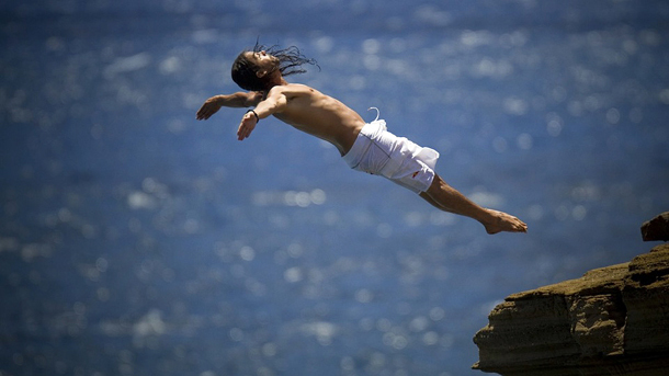 cliff-diving-tricks-feat.jpg
