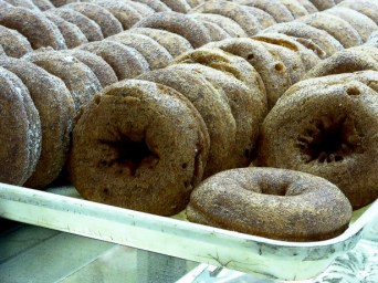 Our Favorite Places to get Apple Cider Donuts: Indian Ladder Farms, Nibble Inc. in Troy, NY, Every Farm says one, Lakeside Farms, and Gould Orchards 